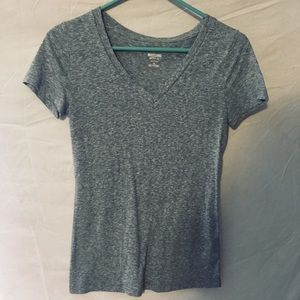 basic grey tee
